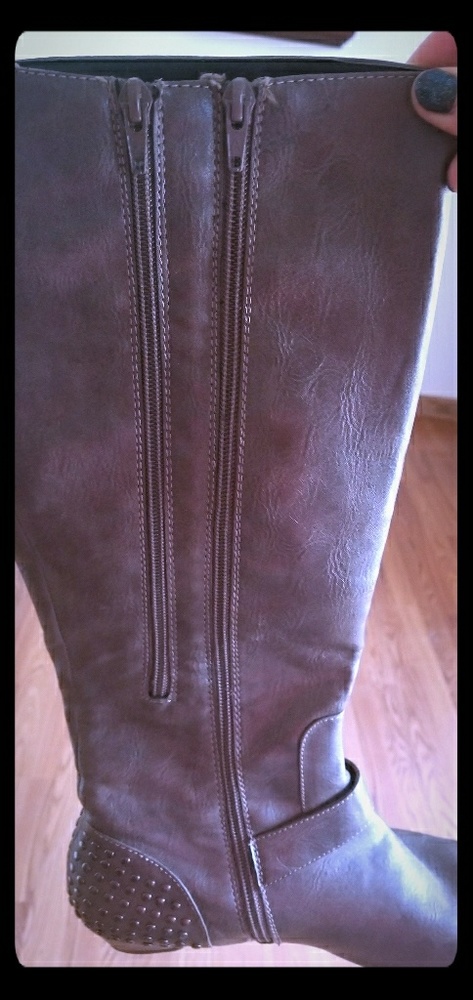 Tall below the knee boots